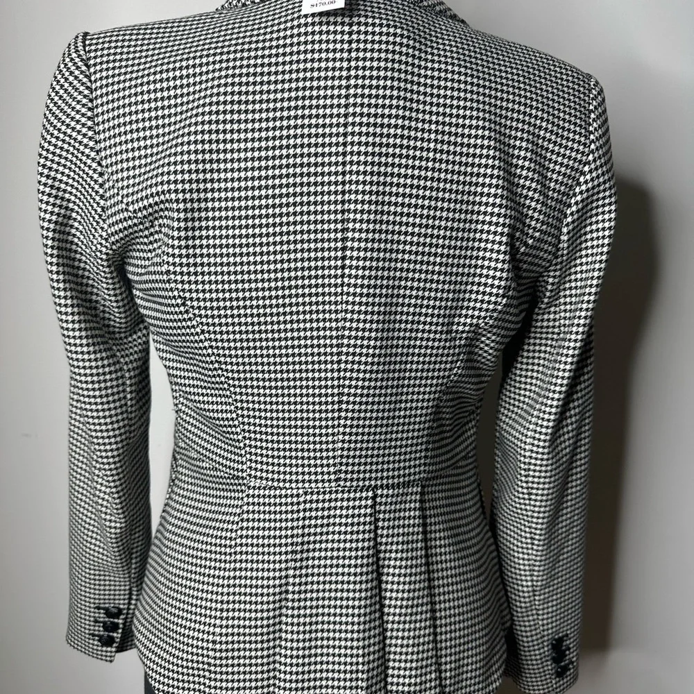 White House Black Market Houndstooth Blazer - Picture 3 of 4